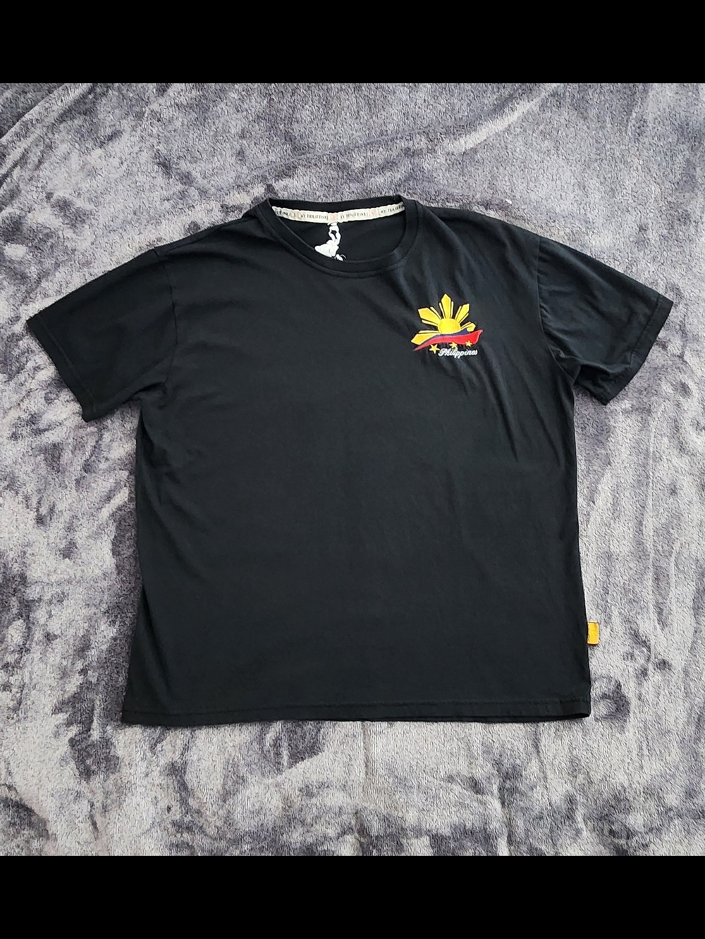 Men's My Philippines Black Crewneck T Shirt Yellow Sun Embroidered Large